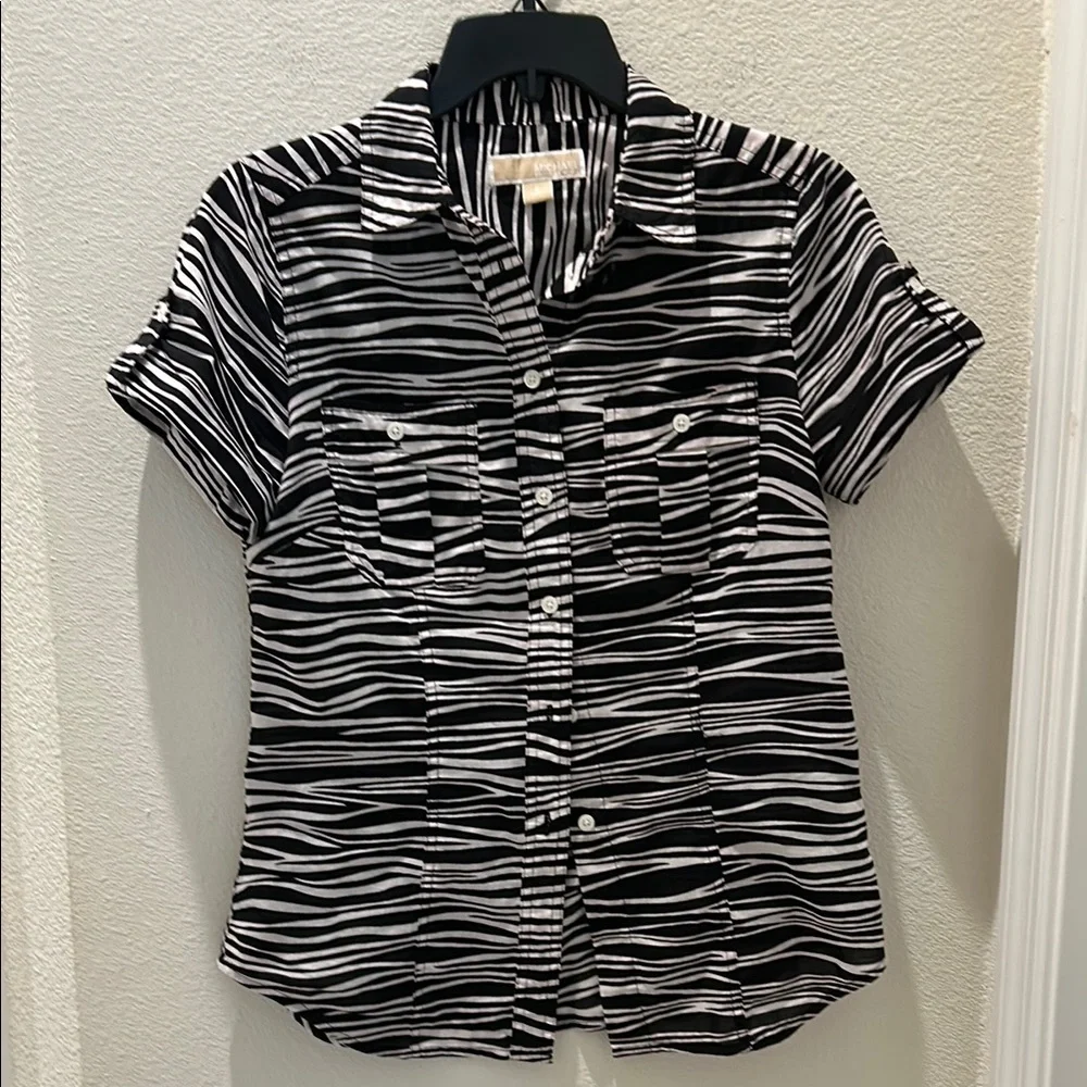 MICHAEL KORS Black and White Striped Women's Top - Picture 1 of 8